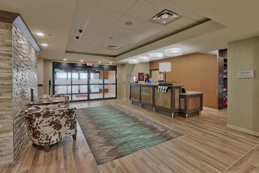 Hampton Inn & Suites Artesia hotel detail image 2