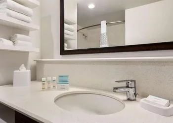 Hampton Inn Bartow hotel thumbnail 7