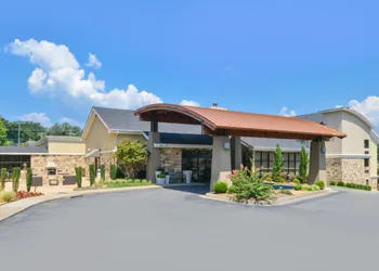 Holiday Inn Little Rock West - Chenal Pkwy, an IHG Hotel hotel thumbnail 3