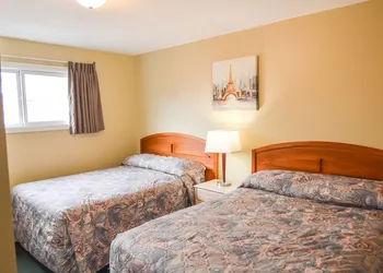 Shoreline Resort hotel thumbnail 8