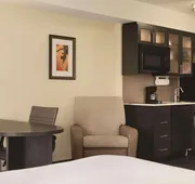 Park Inn by Radisson, Calgary Airport North, AB hotel detail image 5