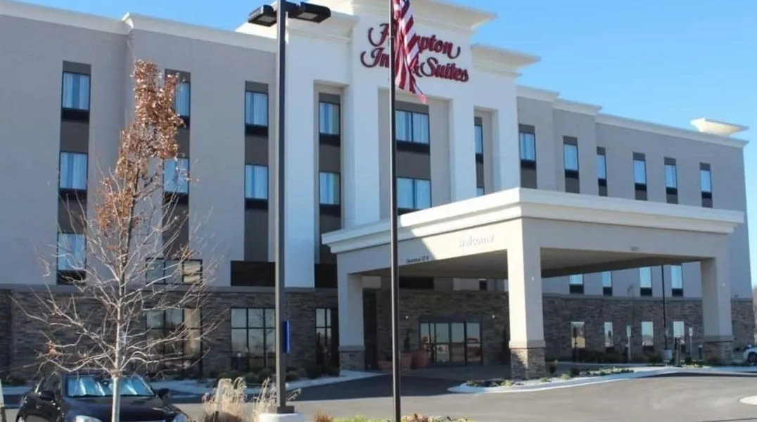 Hampton Inn & Suites Claremore hotel detail image 2