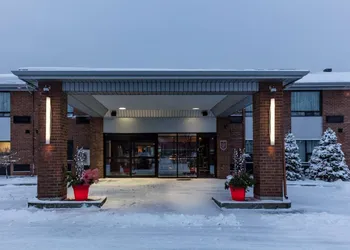 N Hôtel Québec hotel thumbnail 3