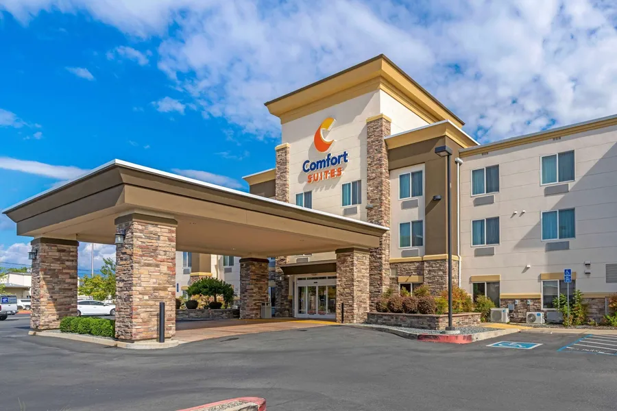 Comfort Suites Redding - Shasta Lake hotel detail image 6