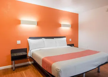 Motel 6-Glassboro NJ - Rowan University hotel thumbnail 3