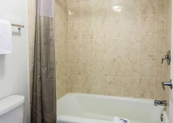 Motel 6-Glassboro NJ - Rowan University hotel thumbnail 8