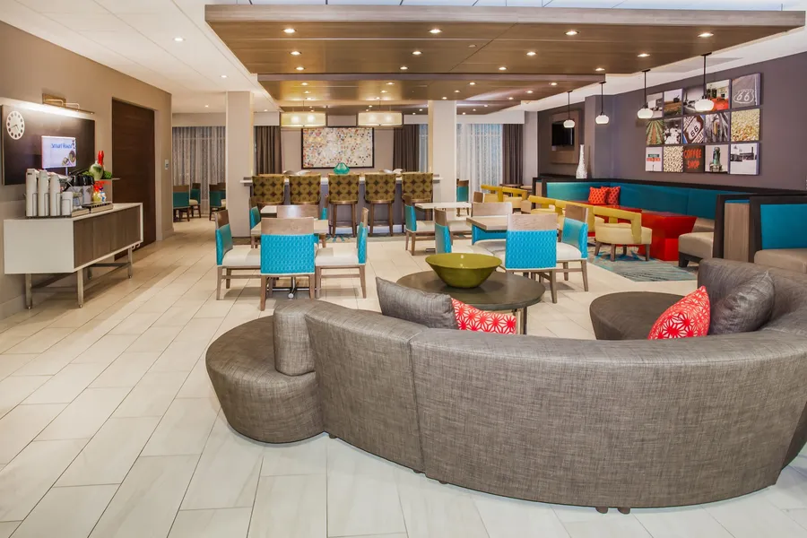 Holiday Inn Express & Suites Litchfield West by IHG hotel detail image 2