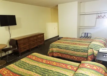 Travel Time Motel hotel thumbnail 4
