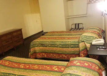 Travel Time Motel hotel thumbnail 5