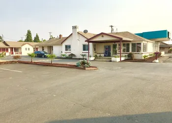 Travelers Inn Motel hotel thumbnail 3