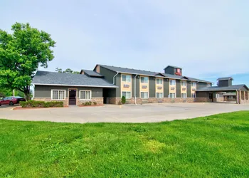 Westbridge Inn & Suites hotel thumbnail 2