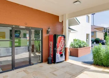 Motel 6 Cartersville GA hotel thumbnail 7