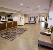 Hampton Inn & Suites Pittsburgh/Harmarville hotel detail image 5
