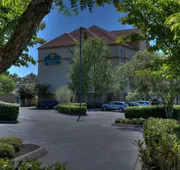 La Quinta Inn & Suites by Wyndham Pigeon Forge hotel detail image 5