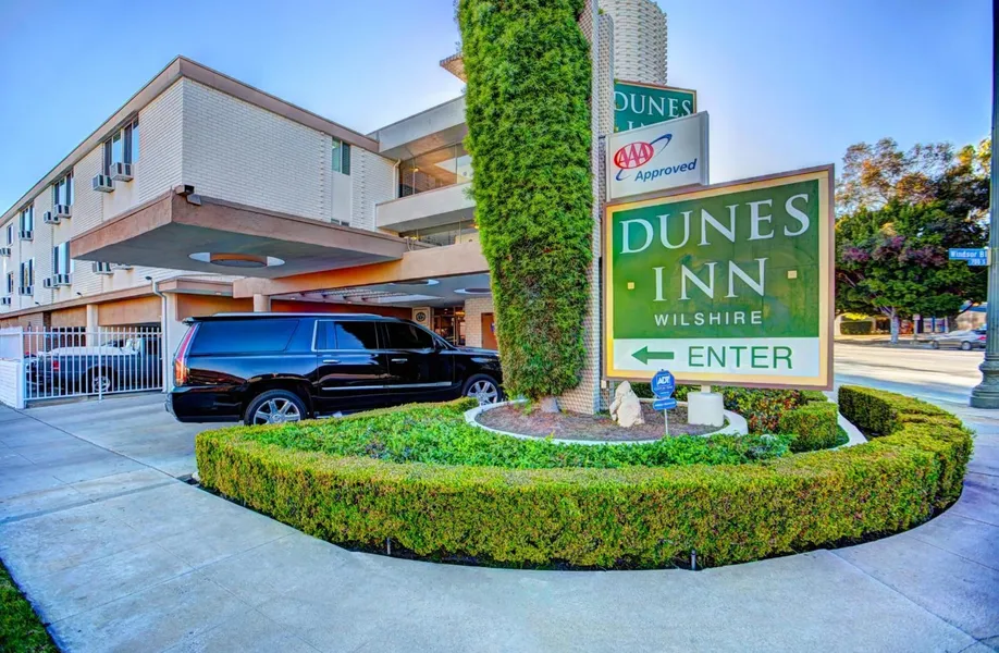 Dunes Inn - Wilshire hotel detail image 2