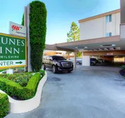 Dunes Inn - Wilshire hotel detail image 3