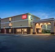 Red Roof Inn & Suites Biloxi - Ocean Springs hotel detail image 4