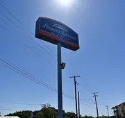 Howard Johnson by Wyndham New Braunfels hotel detail image 5