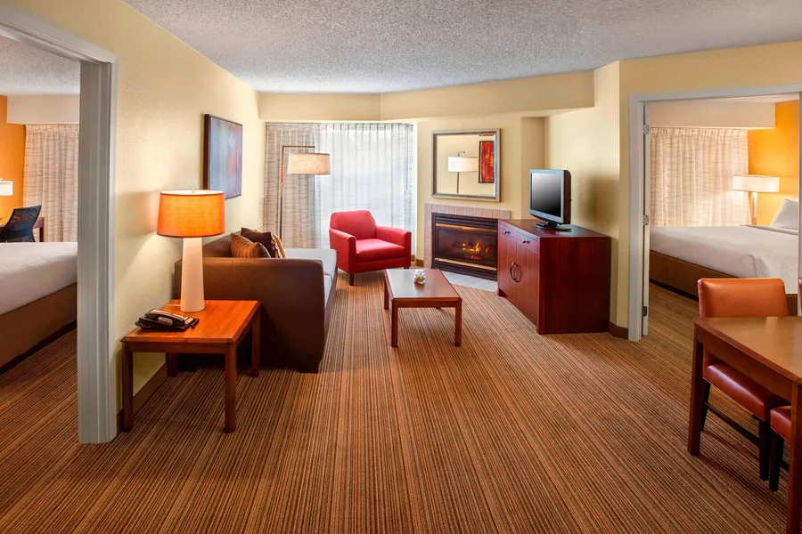 Sonesta ES Suites Allentown Bethlehem Airport hotel detail image 6