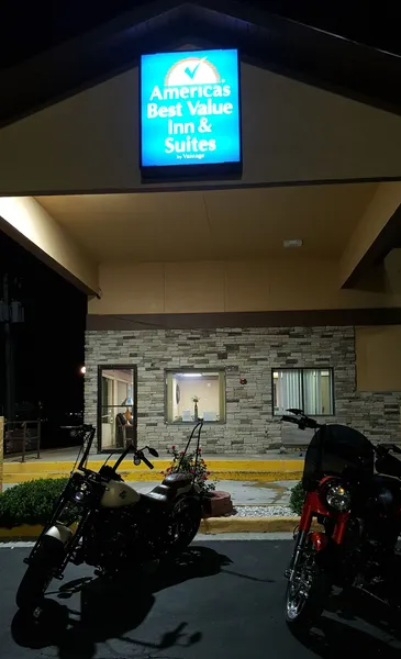 Americas Best Value Inn & Suites Harrisonville hotel detail image 2