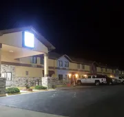Americas Best Value Inn & Suites Harrisonville hotel detail image 5