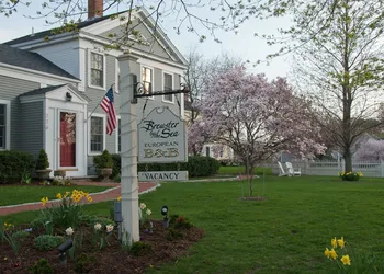 Brewster by the Sea Inn hotel thumbnail 2