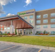 Holiday Inn Express & Suites Tulsa Midtown by IHG hotel detail image 4