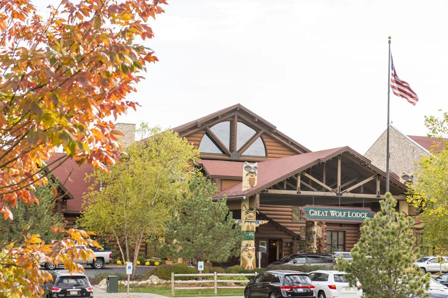 Great Wolf Lodge Kansas City hotel detail image 2