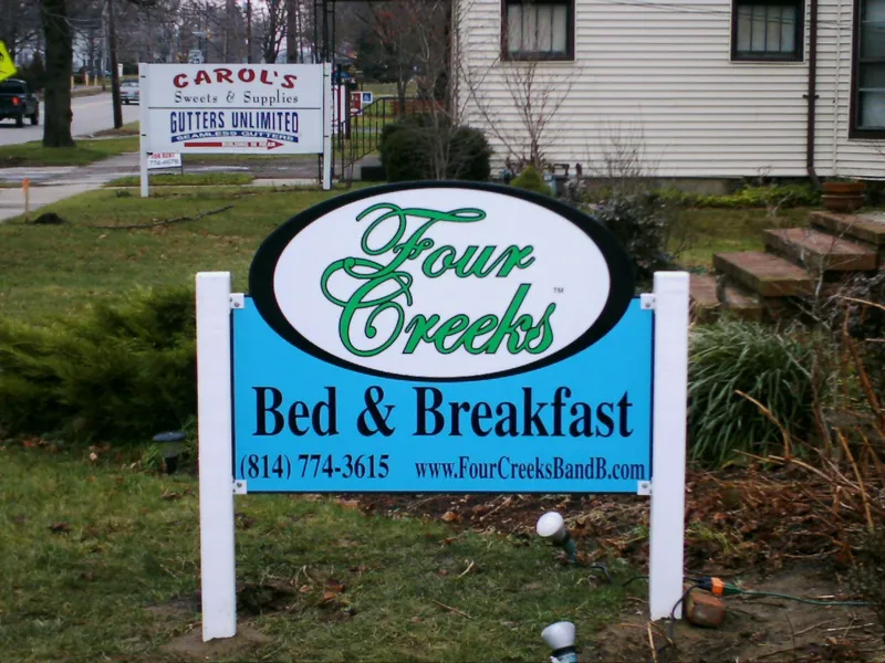 Four Creeks Bed & Breakfast hotel detail image 2