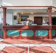 Clarion Hotel Mackinaw City Beachfront hotel detail image 5