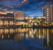 Universal's Loews Sapphire Falls Resort hotel detail image 3