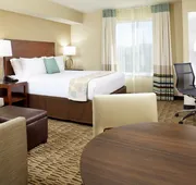 Hawthorn Suites by Wyndham Wheeling at the Highlands hotel detail image 5