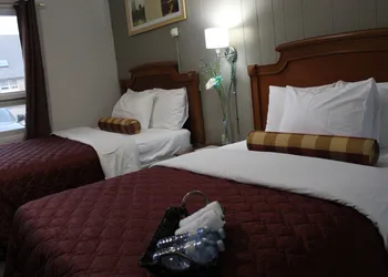 Sunrise Inn hotel thumbnail 4