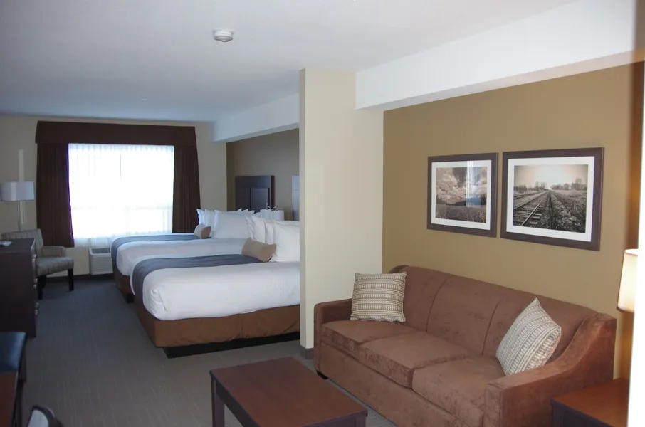 Best Western Plus Lacombe Inn & Suites hotel detail image 6