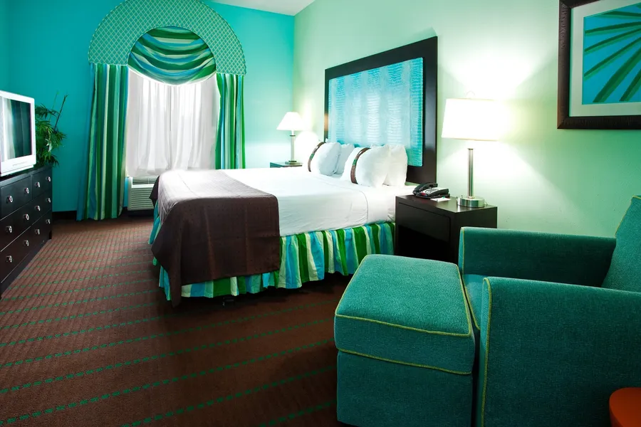 Holiday Inn & Suites Ocala Conference Center by IHG hotel detail image 6
