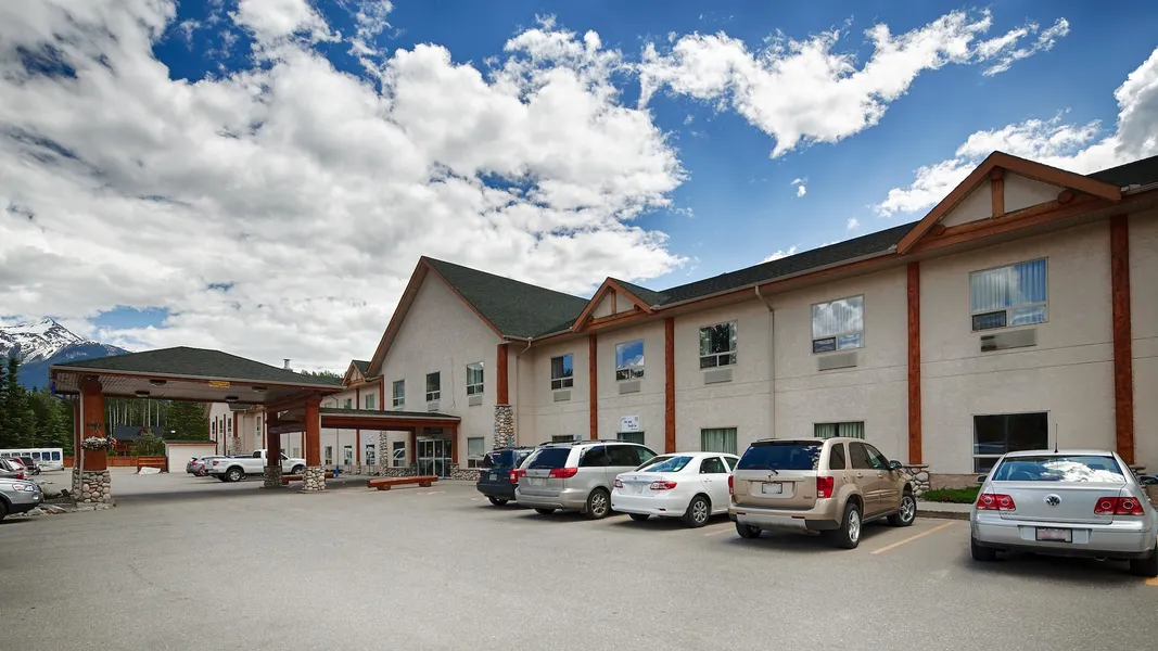 Best Western Plus Valemount Inn & Suites hotel detail image 2