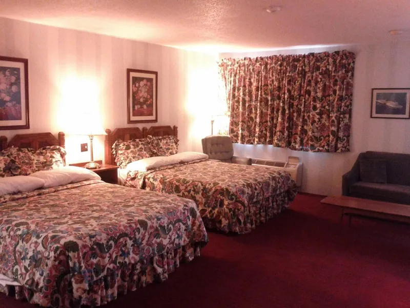 Diamond Motor Inn hotel detail image 6