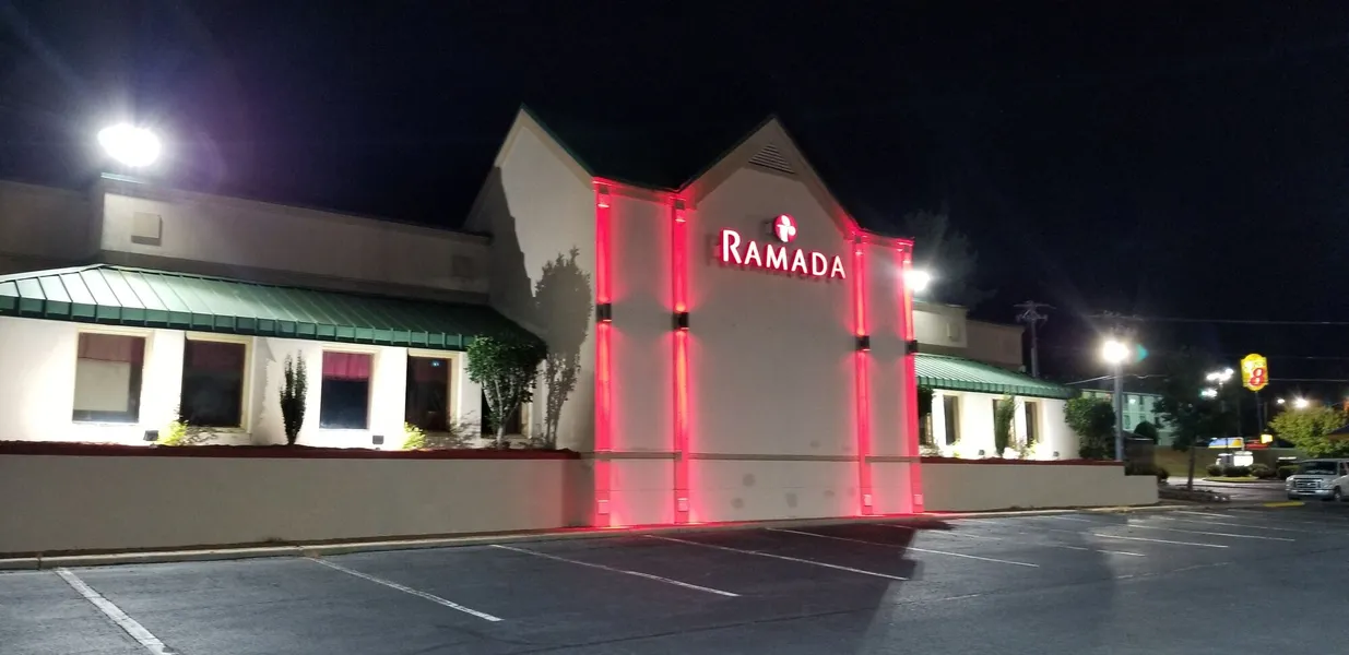 Ramada by Wyndham & Suites Warner Robins hotel detail image 2