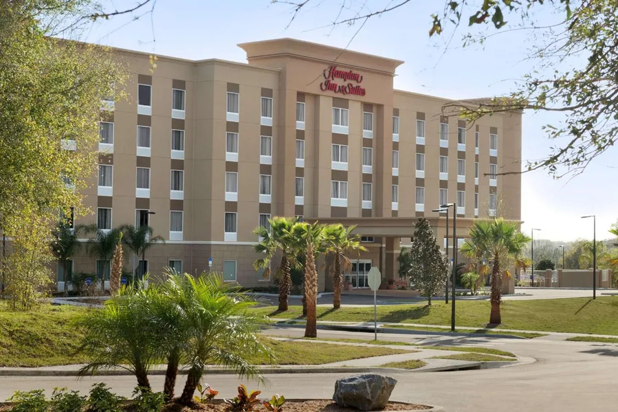 Hampton Inn & Suites Deland hotel detail image 2