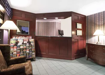 Knights Inn Kingston hotel thumbnail 8