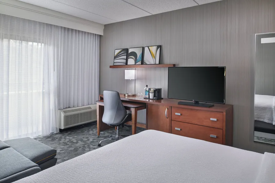 Courtyard by Marriott Chicago Oakbrook Terrace hotel detail image 6