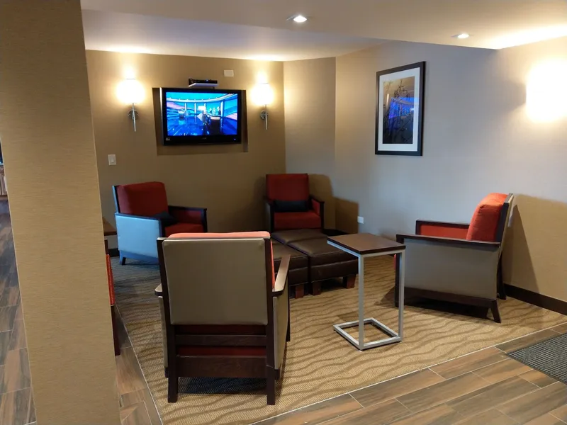 Comfort Inn & Suites Rochelle - DeKalb hotel detail image 6