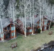 Aspen Winds on Fall River hotel detail image 4