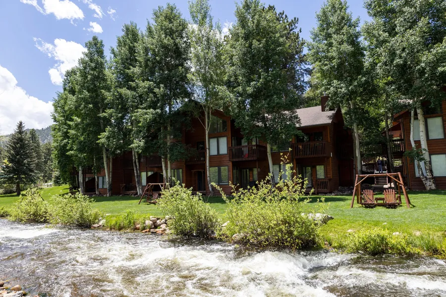 Aspen Winds on Fall River hotel detail image 6