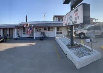 Economy Inn hotel thumbnail 2