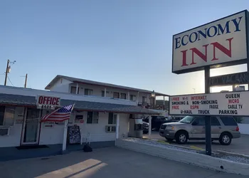 Economy Inn hotel thumbnail 5