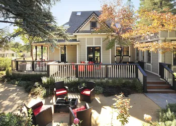 Grape Leaf Inn hotel thumbnail 2