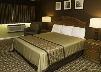 Kings Motel Inglewood hotel thumbnail 3