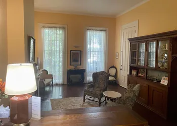 Fairchild House Bed & Breakfast hotel thumbnail 4