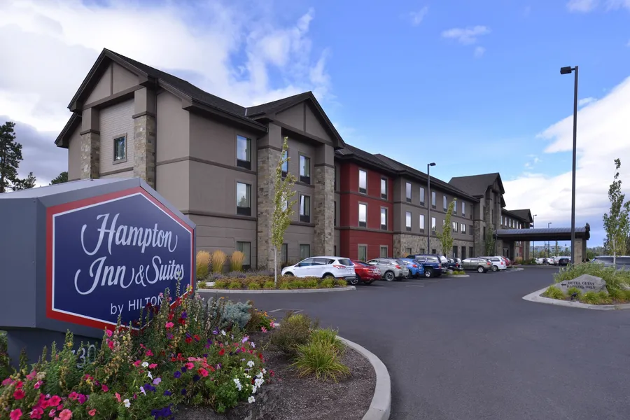 Hampton Inn & Suites Bend hotel detail image 2